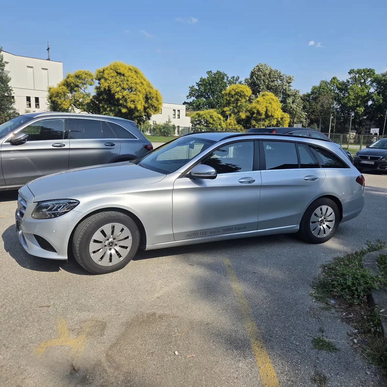 Mercedes-Benz E-klasa karavan iz voznog parka AUTO 153