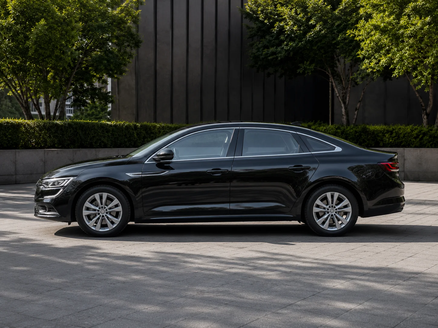 Bočni profil vozila Renault Talisman AUTO 153